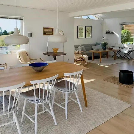 Unique House Overlooking Fjord Tatil Evi Aabenraa
